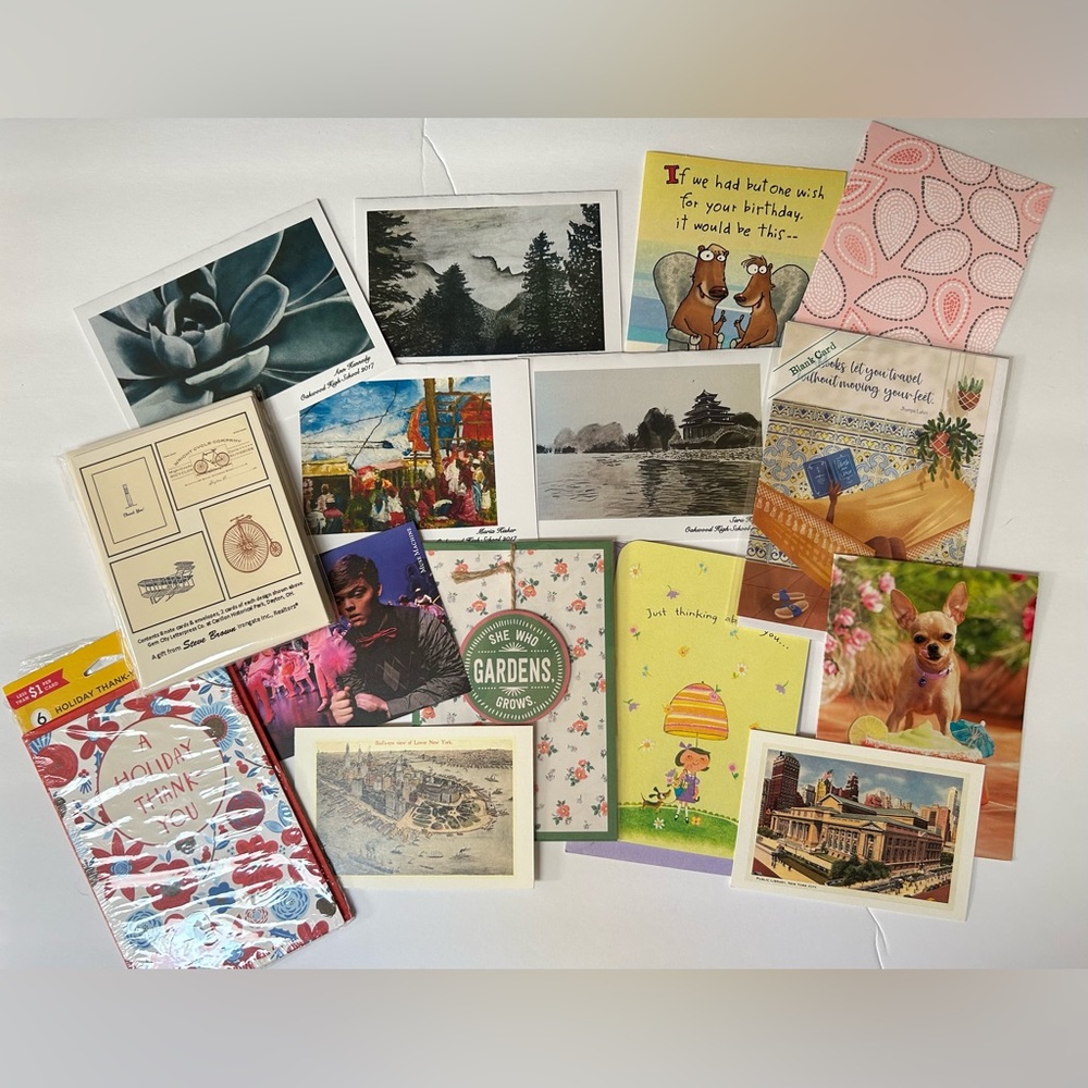 ASSORTED GREETING CARDS (Envelopes Included)